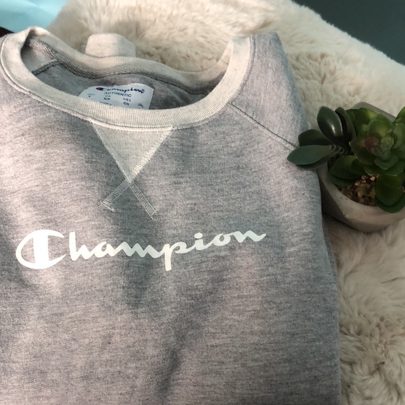 Champion Tops - True vintage Champion Sweatshirt